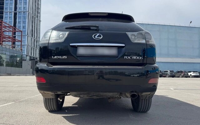Lexus RX400h (Фото: Autonews)