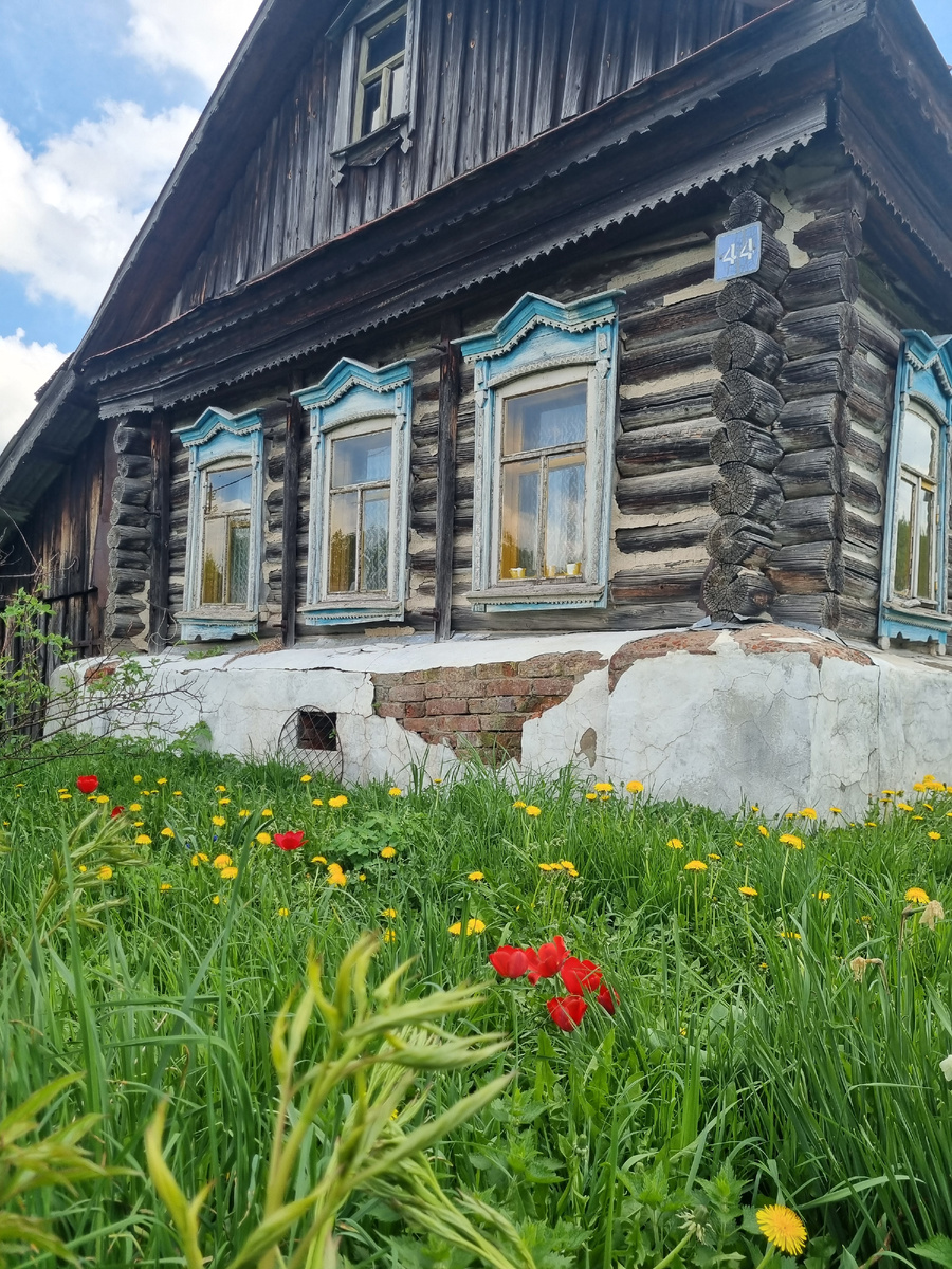 Дом выставлен на продажу.