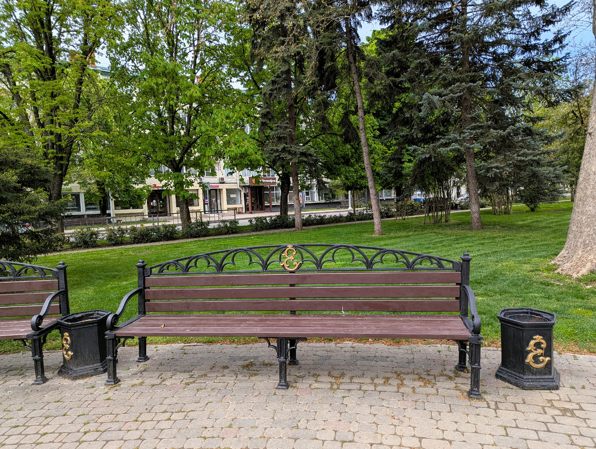 Александровский бульвар.