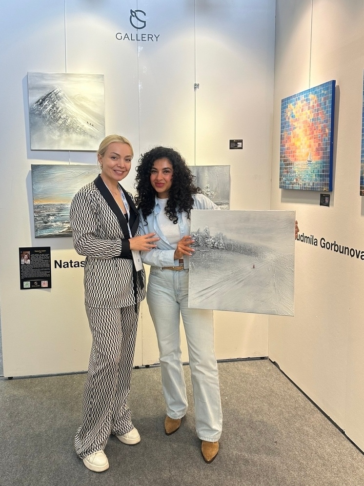     Ряд картин галереи нашли своих владельцев на ArtContact Istanbul 2026 до наступления уикенда, впереди суббота и воскресенье - самые активные дни ярмарки. Фото: G Gallery в ВК