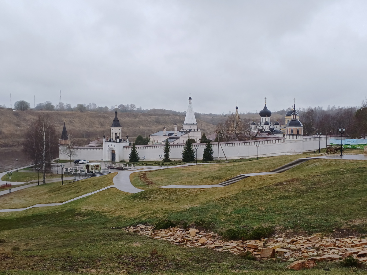 Старицкий Успенский мужской монастырь
