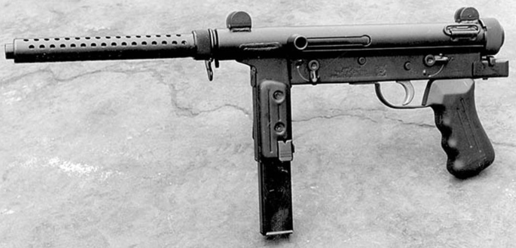 MGP-79A, со стволом и кожухом, идентичными MGP-79.