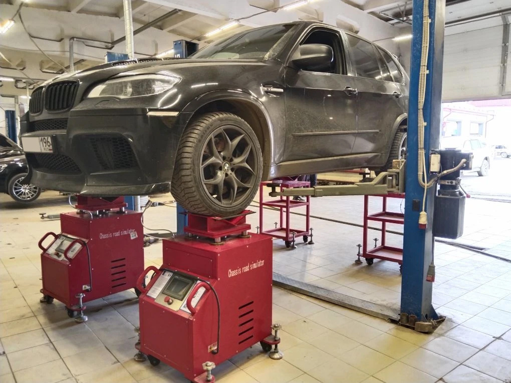Диагностика передней оси BMW X5 
