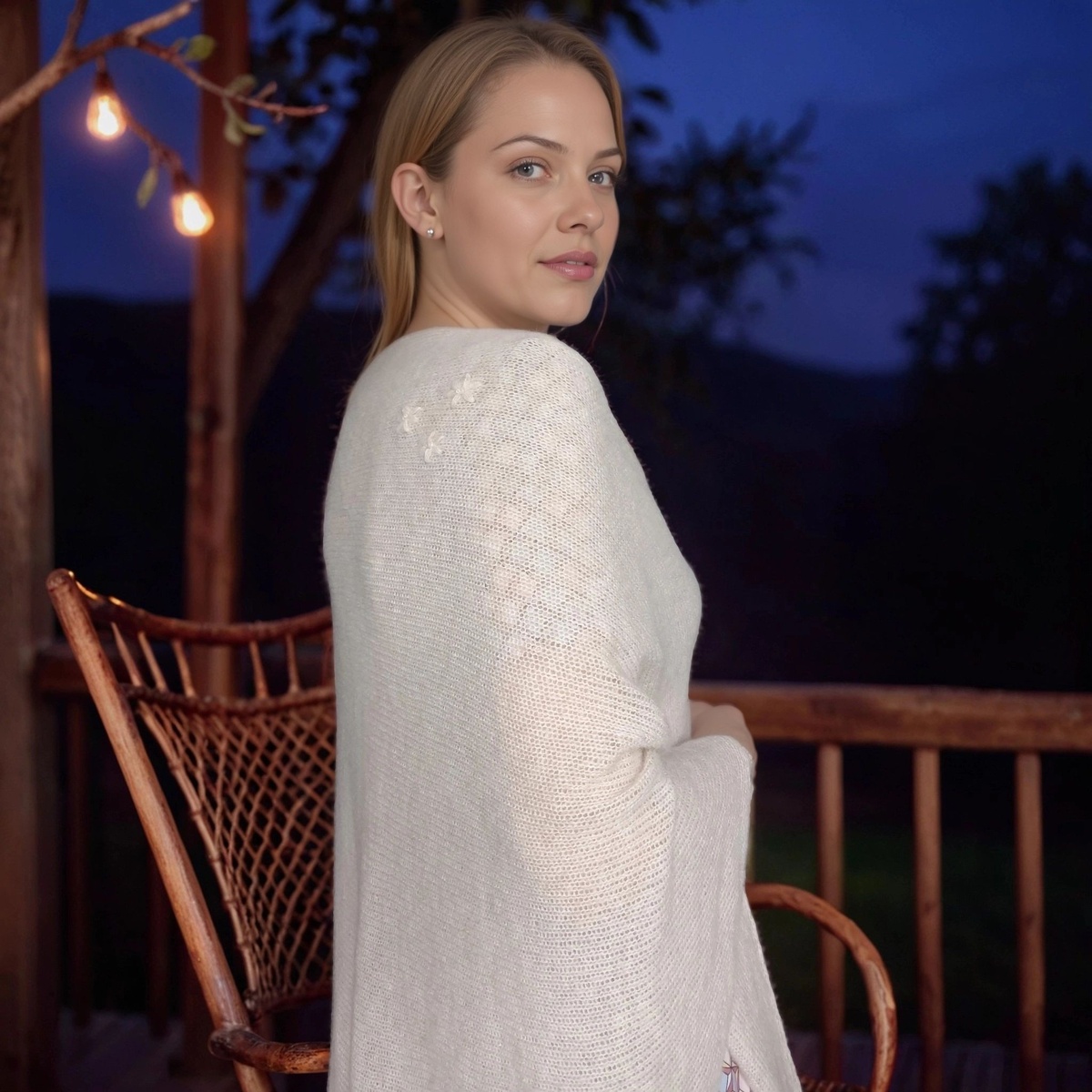 Анна на веранде