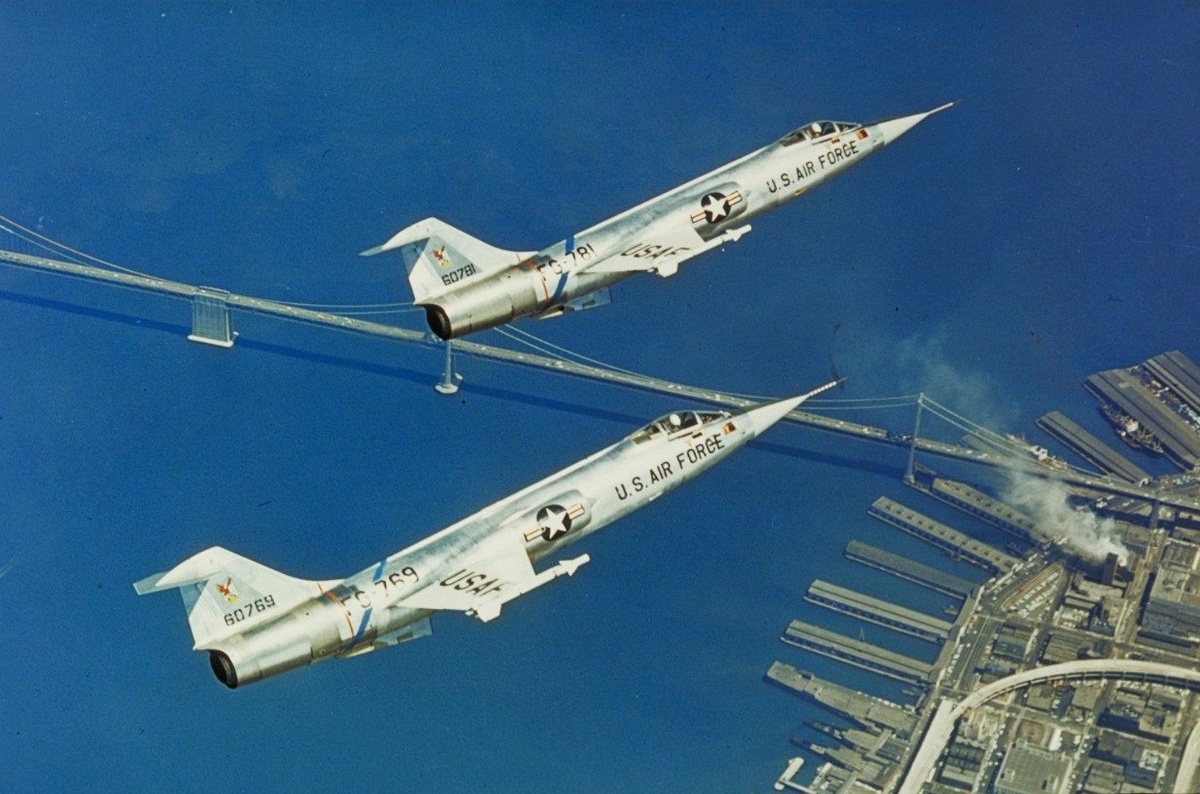 F-104 "Starfighter"  — тот самый "Вдоводел"