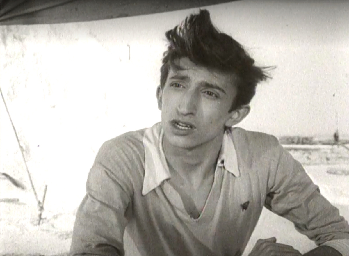 Кадр из кинофильма "До свидания, мальчики", 1964 г., режиссер Михаил Калик, сценаристы Борис Балтер, Михаил Калик, композитор Микаэл Таривердиев (скриншот)