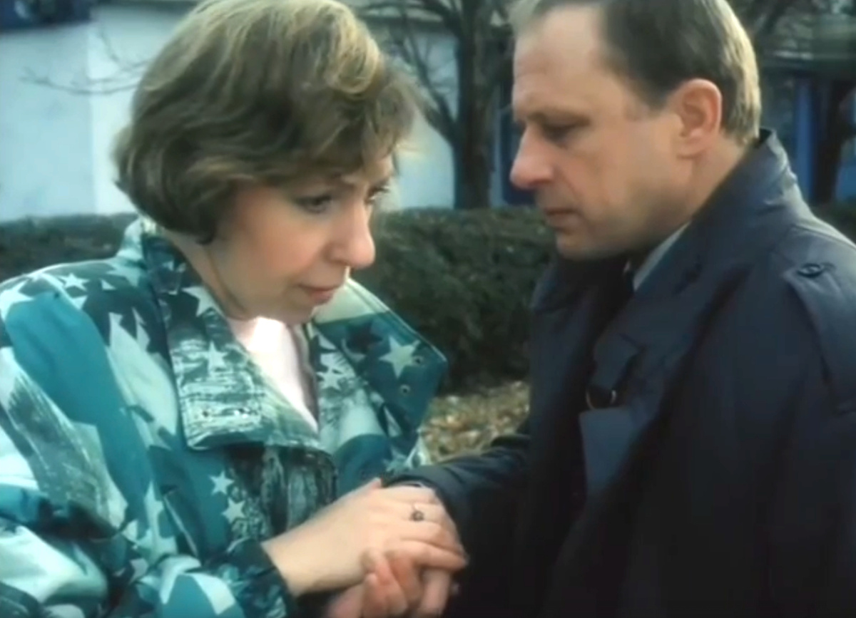 Кадр из кинофильма "Я в полном порядке", 1989 г., режиссер Николай Досталь (младший), сценаристы Александр Бородянский, Николай Досталь (младший), композитор Александр Гольдштейн (скриншот)