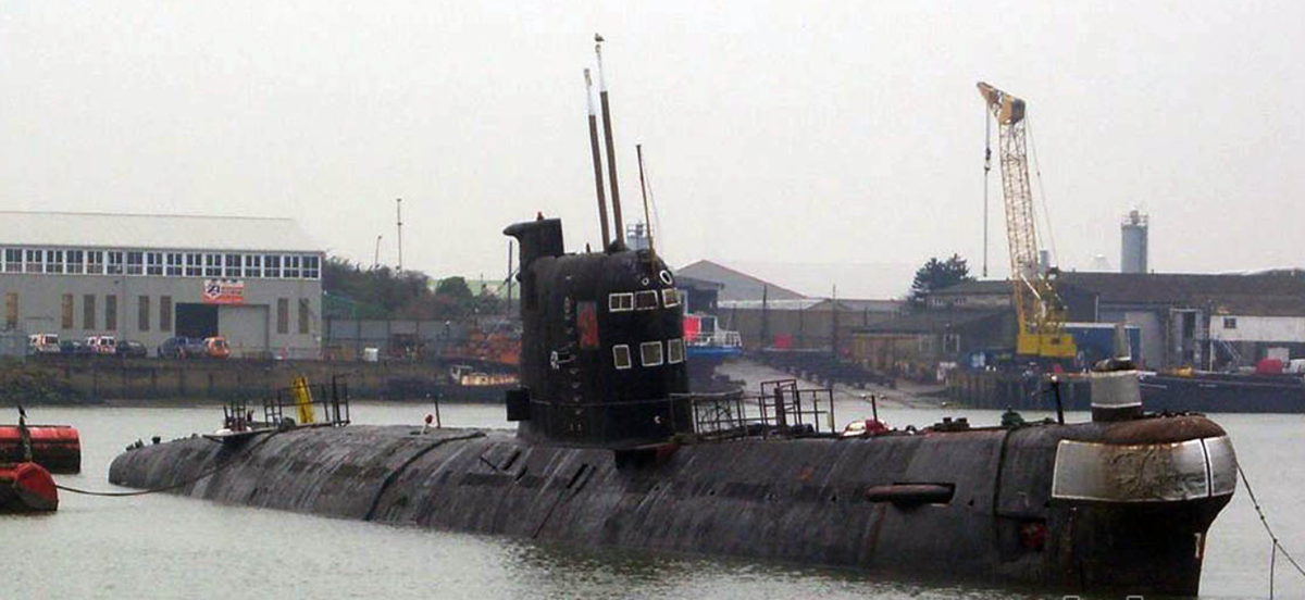 Подводная лодка Б-49 на бочках в Рочестере, 2007 год