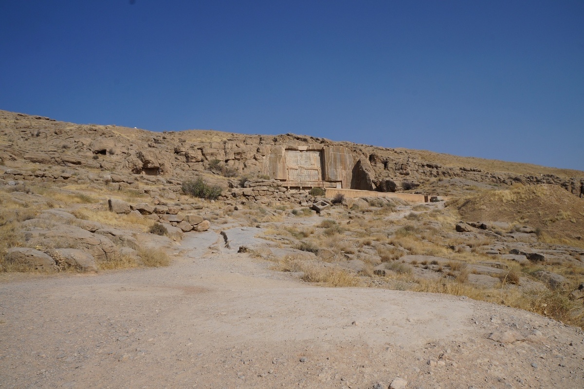 Незаконченная гробница Дария III 