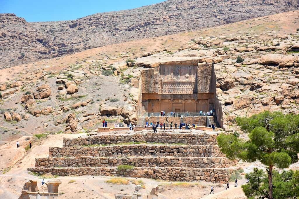 Незаконченная гробница Дария III 