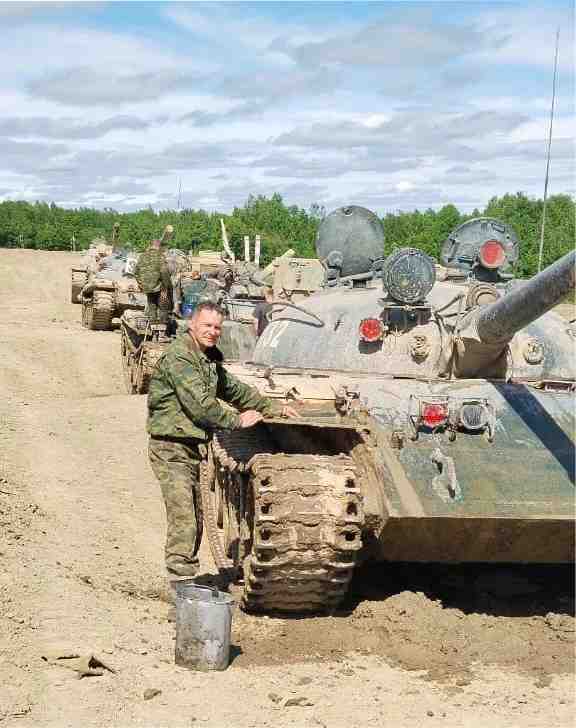 Личное фото автора. Освоение танкового "дедушки" Т-62 в состоянии  "в чём мама родила"
