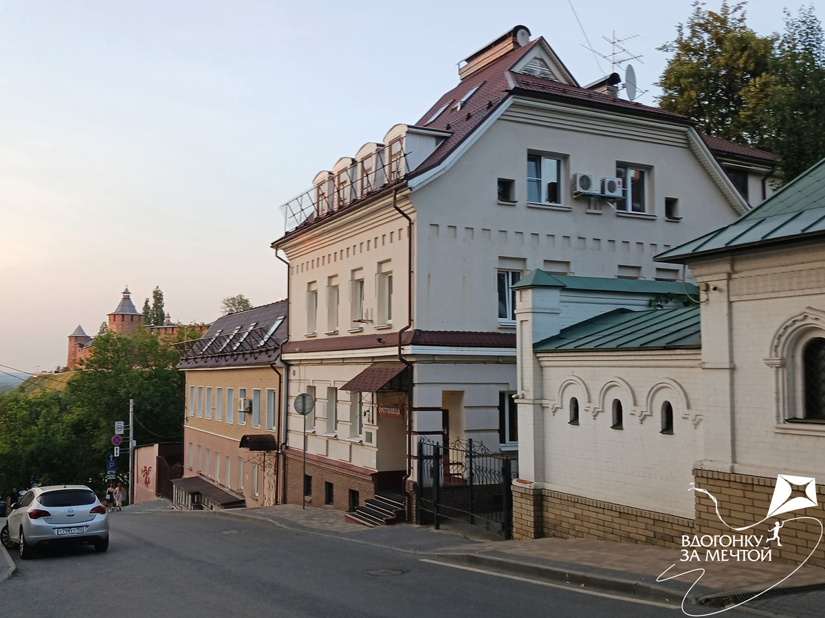 Почаинская улица