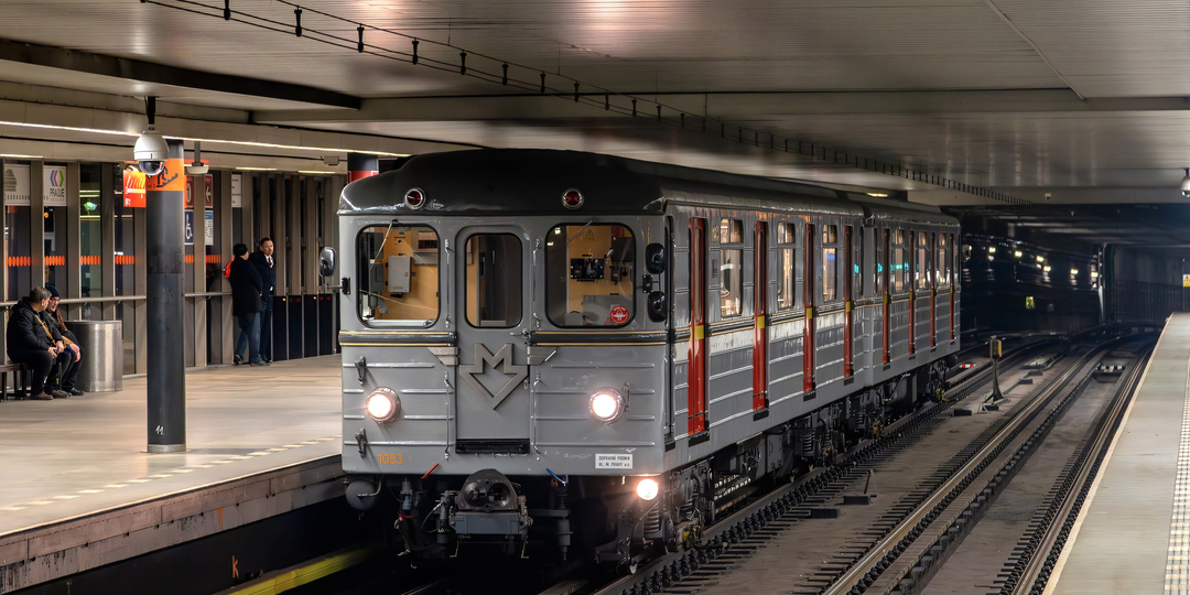 Метропоезд Ечс