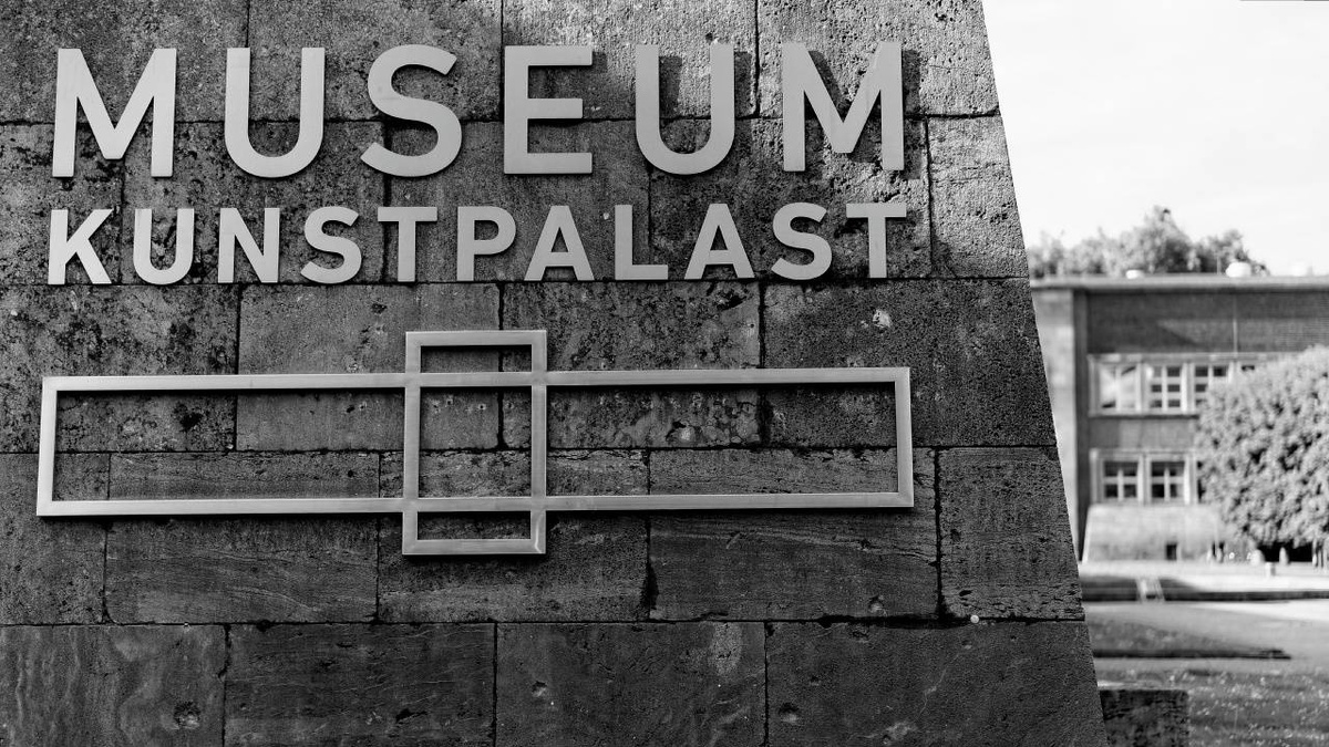     Музей Kunstpalast в Дюссельдорфе   
(cc) Matthias Neugebauer