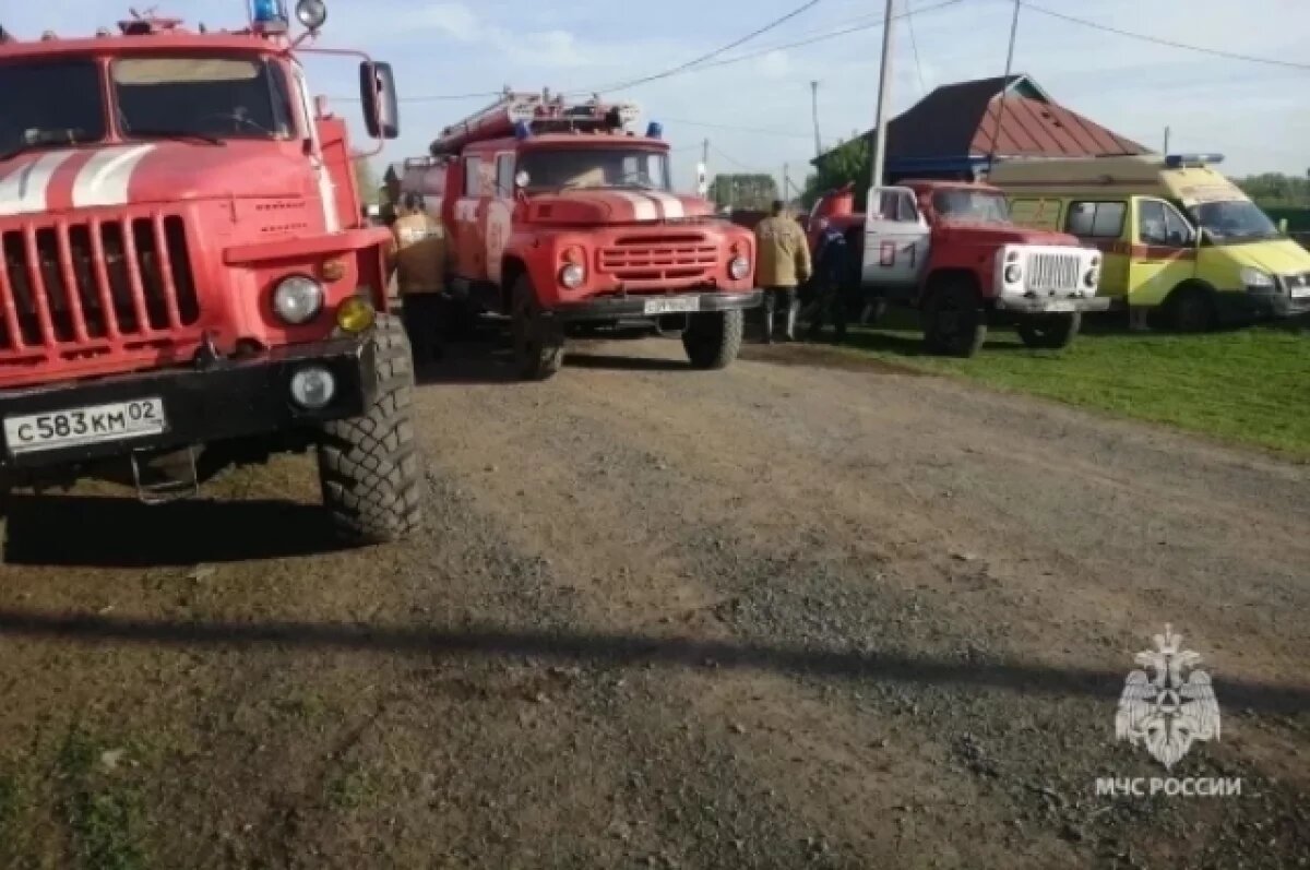    Многодетная семья чуть не погибла при пожаре в собственном доме