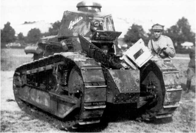 Танк «Рено» FT из состава 1-го танкового полка польской армии, 1920 год.