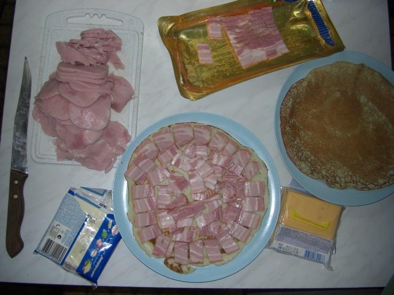 2. На блин слой корейки: