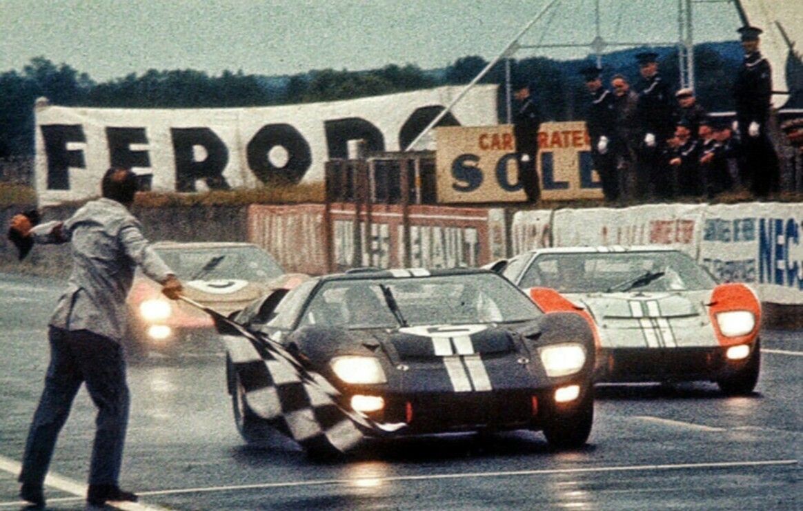 Ford GT40, финиш Ле-Мана 1966 года
(Источник: Getty Images / Le Mans Heritage Collection)