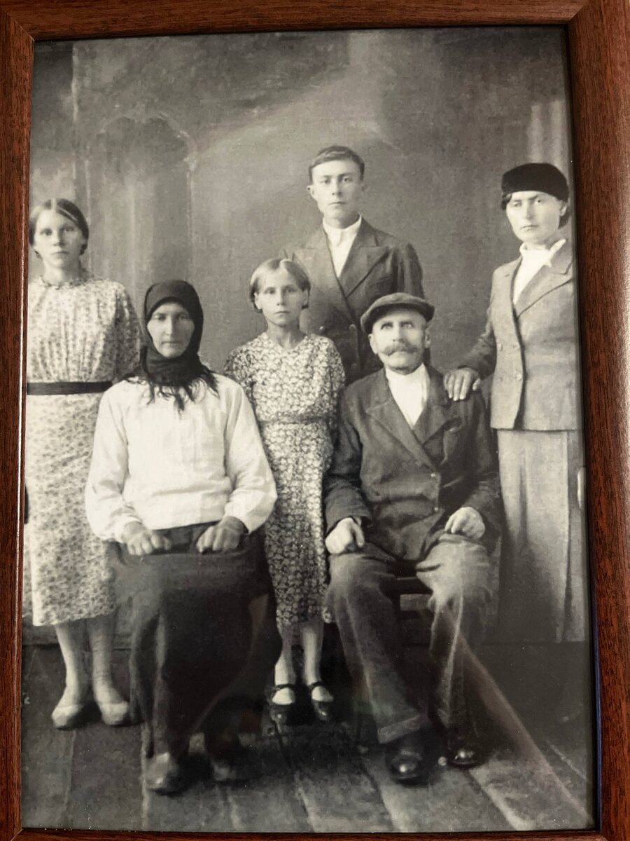 Фото автора из семейного альбома. 
