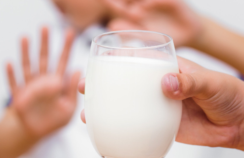 Лактозная пропасть: Почему молочные продукты становятся врагами нашего желудка