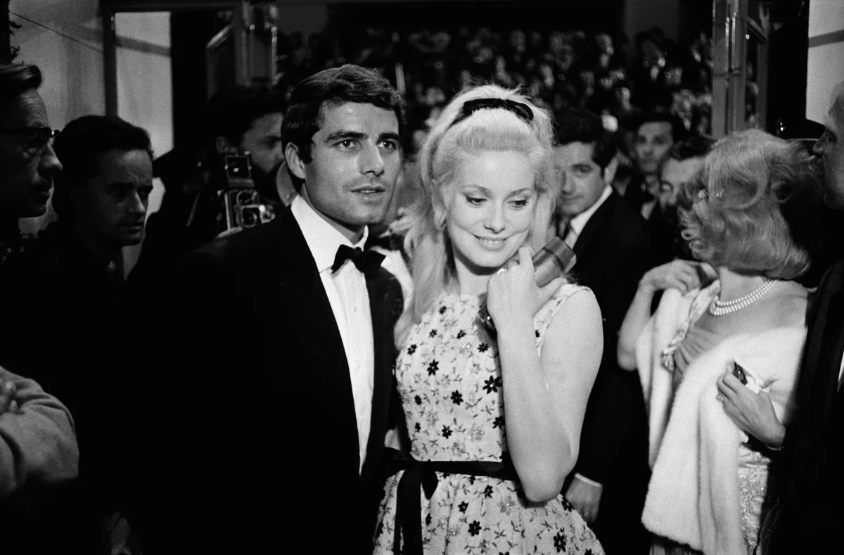 Катрин Денев на Каннском кинофестивале в 1964 году