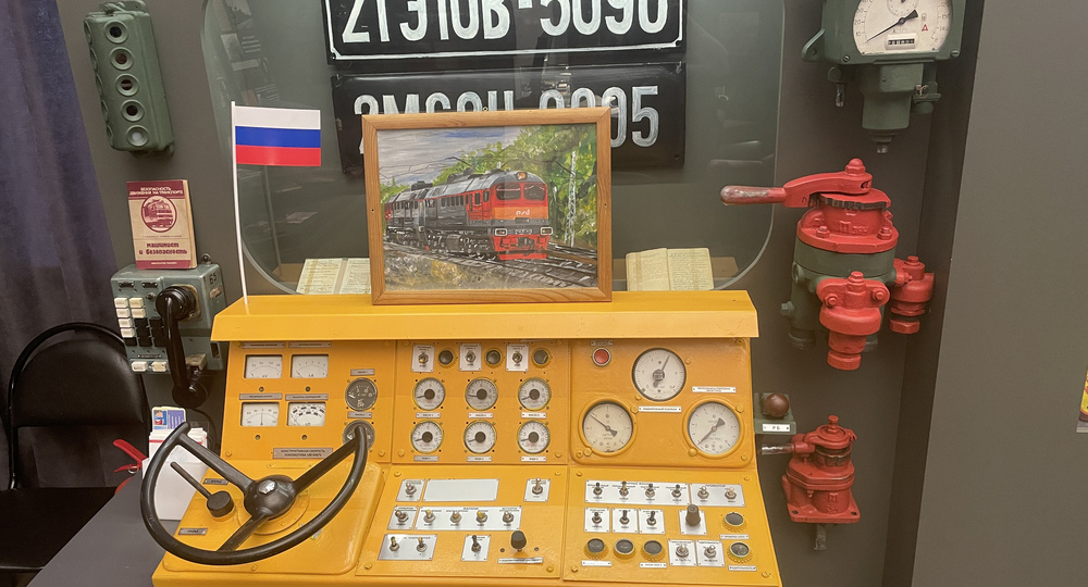 Маленький музей на вокзале может потягаться со многими крупными. Смотрим на ЖД-музей на станции Узловая