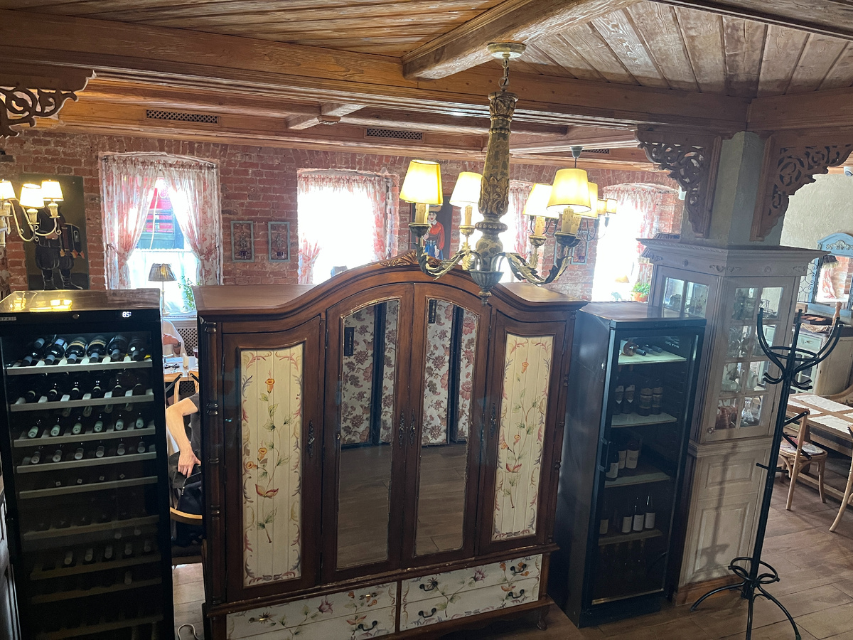 здесь и далее - фото основных залов ресторана