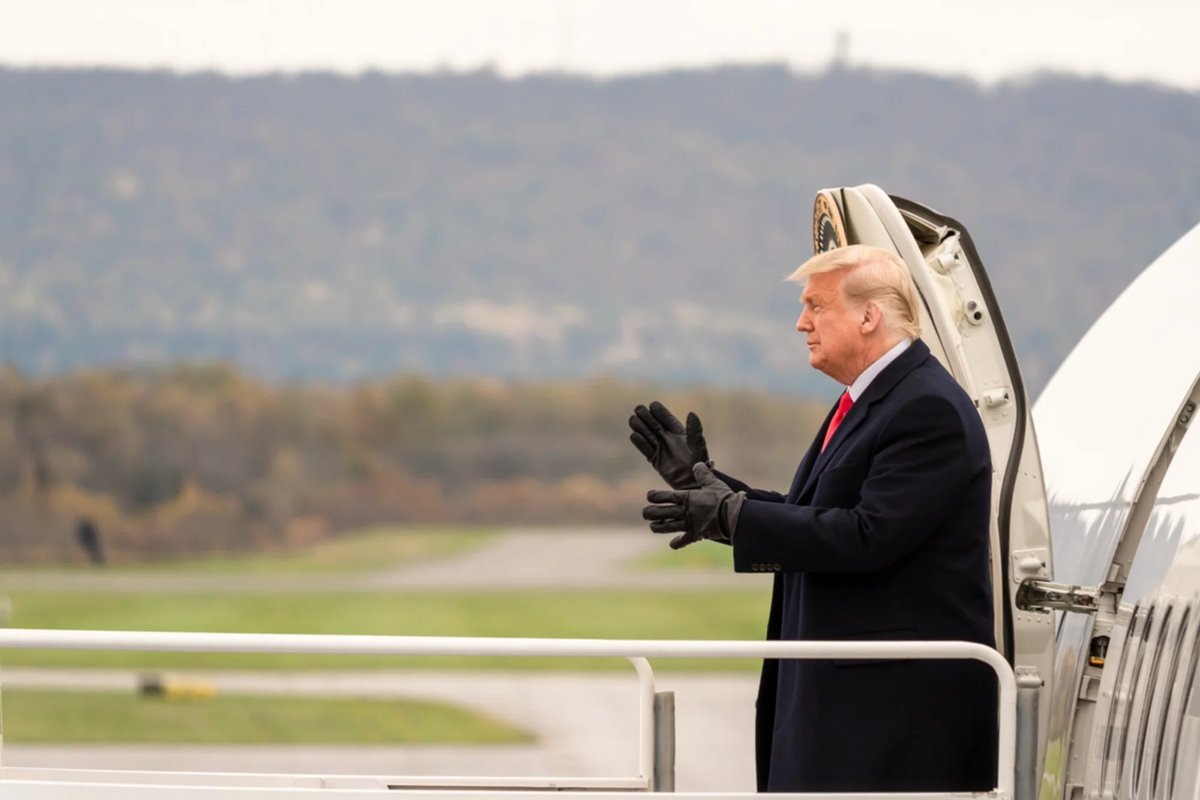     Дональд Трамп находился к Китае с 13 по 15 мая
