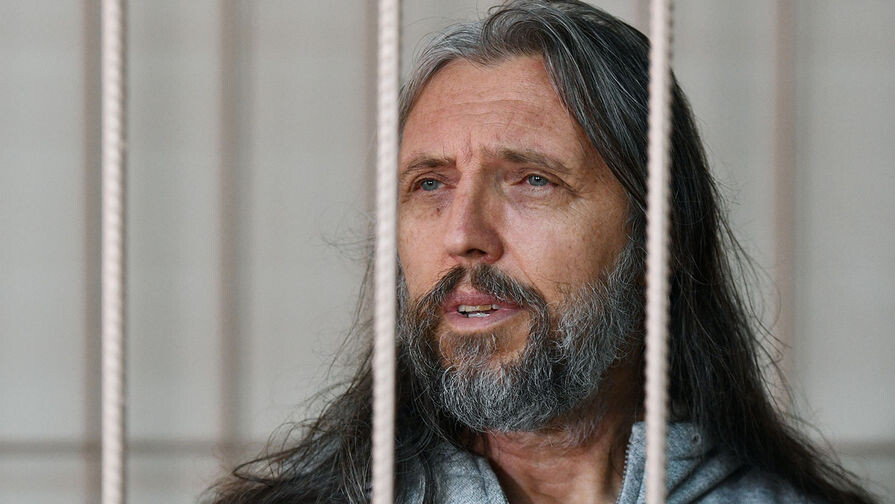 Один из руководителей «Церкви последнего завета» Сергей Тороп (Виссарион) на заседании Центрального районного суда Новосибирска, где рассматривается ходатайство следствия об избрании ему меры пресечения, 23 сентября 2020 года / Александр Кряжев/РИА «Новости»   📷