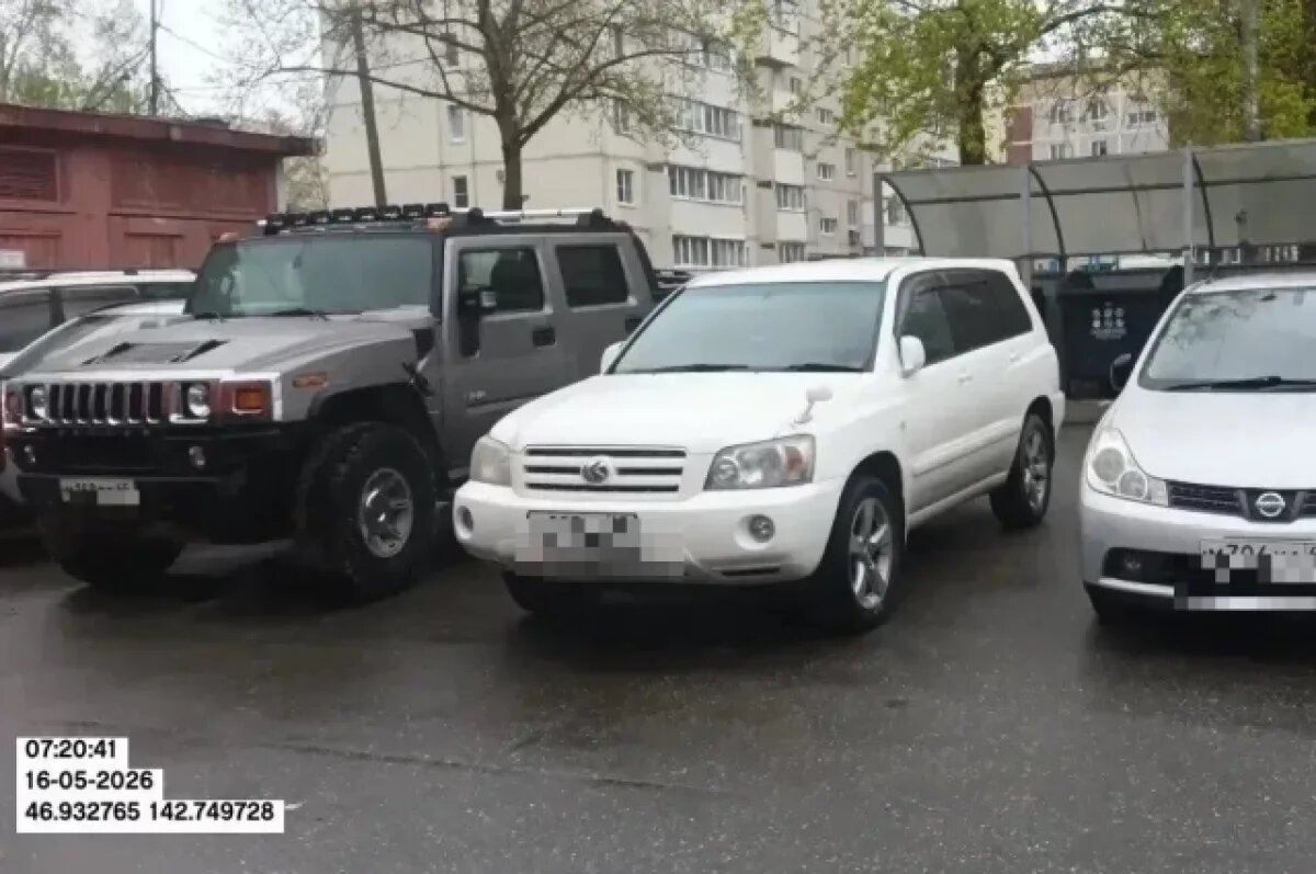    Автохамы помешали вывозу мусора в выходные в Южно-Сахалинске