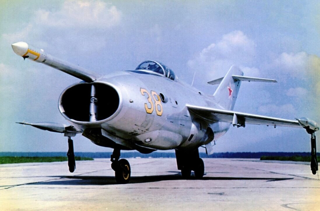 Як-36