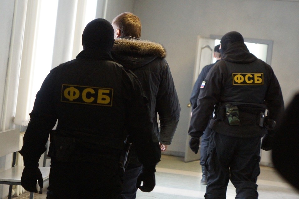    В ФСБ рассказали о задержанных россиянах, работающих на СБУ: названа точная цифра преступников Алексей БУЛАТОВ