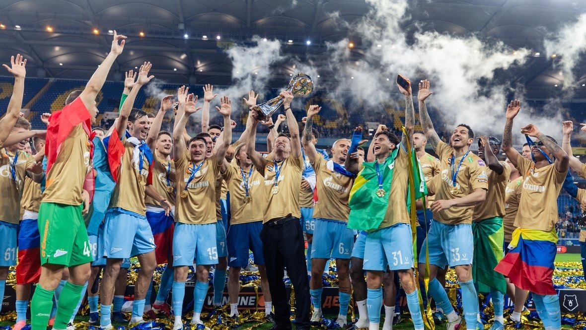    «Зенит» стал 11-кратным чемпионом России. ФК «Зенит»