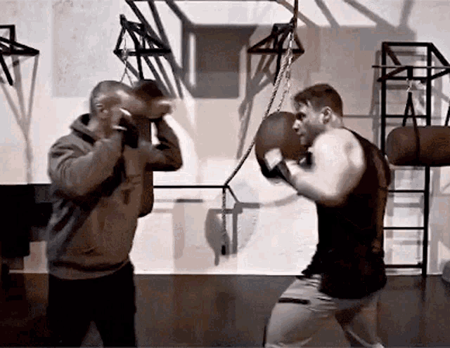  🥊 🥊Керем Бюрсин💪🔥