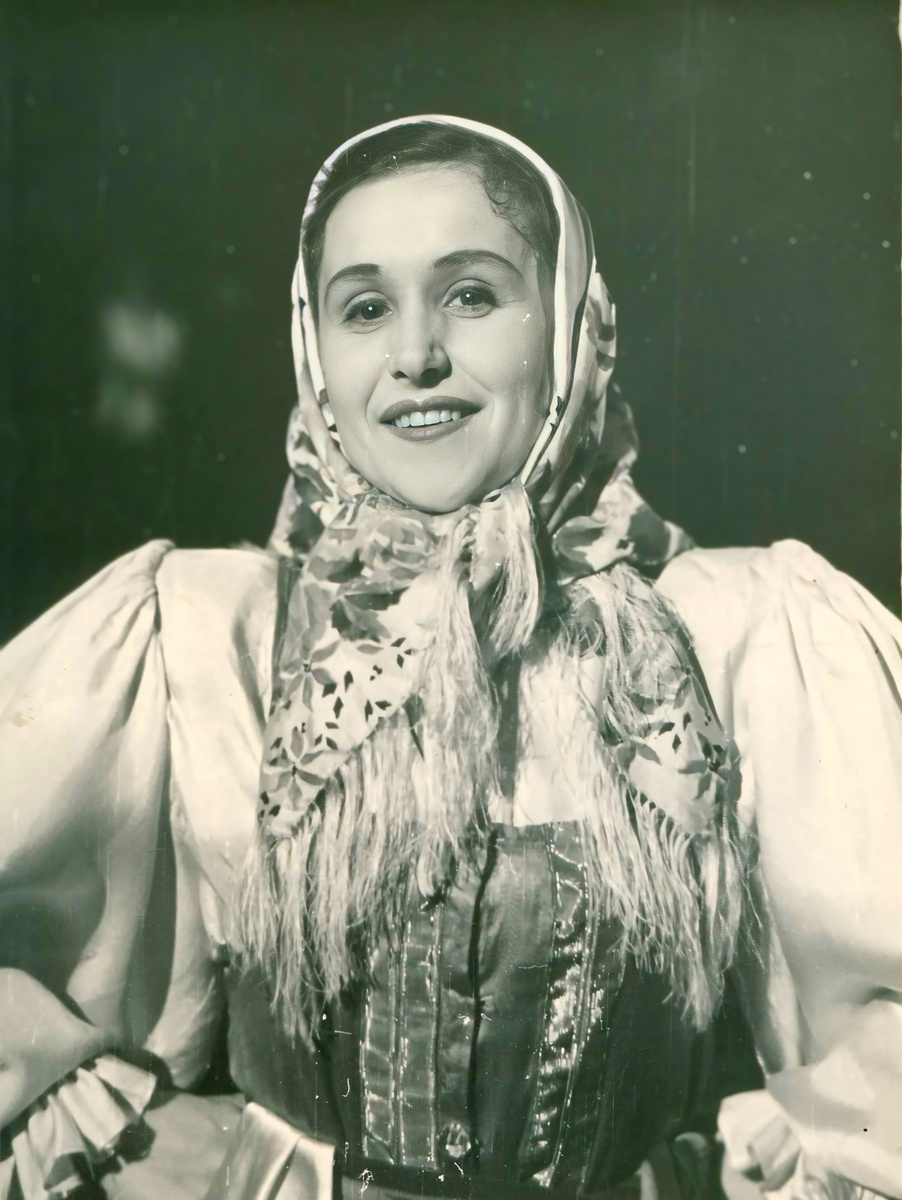 ПЕТРОВА Анна Васильевна