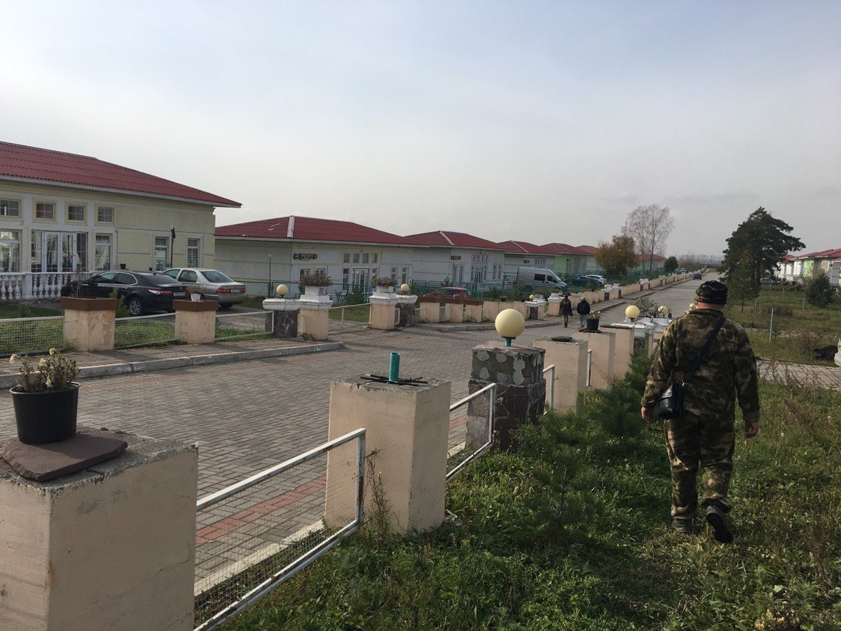 Так выглядит единственная улица в этом ЖК - Тауэр Стрит