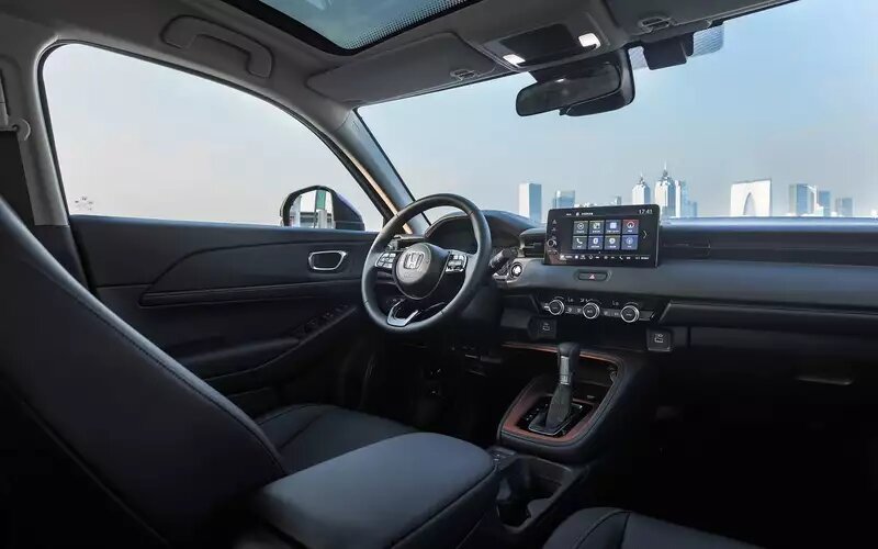 Интерьер Honda XR-V📷
