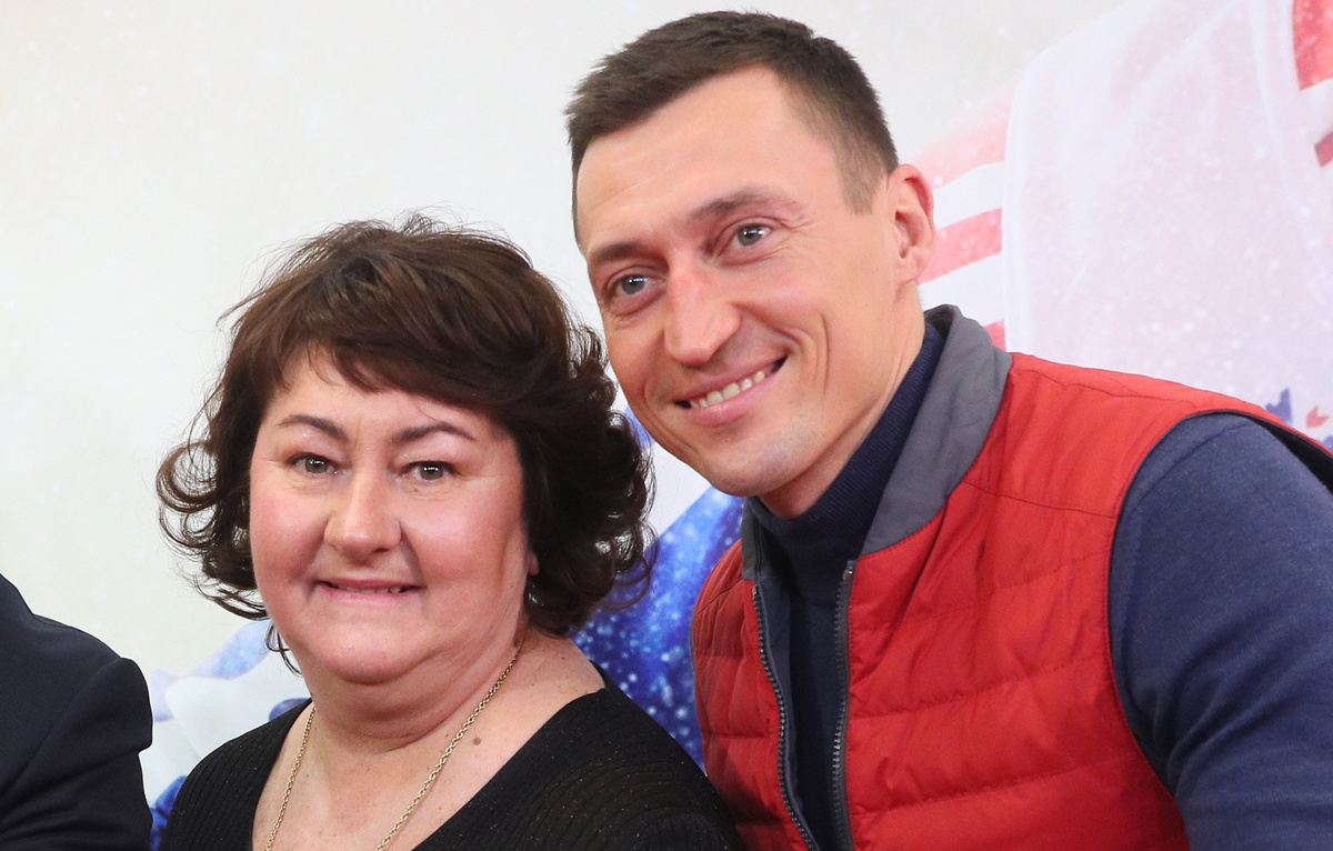    Елена Вяльбе и Александр Легков  Александр Щербак/ТАСС