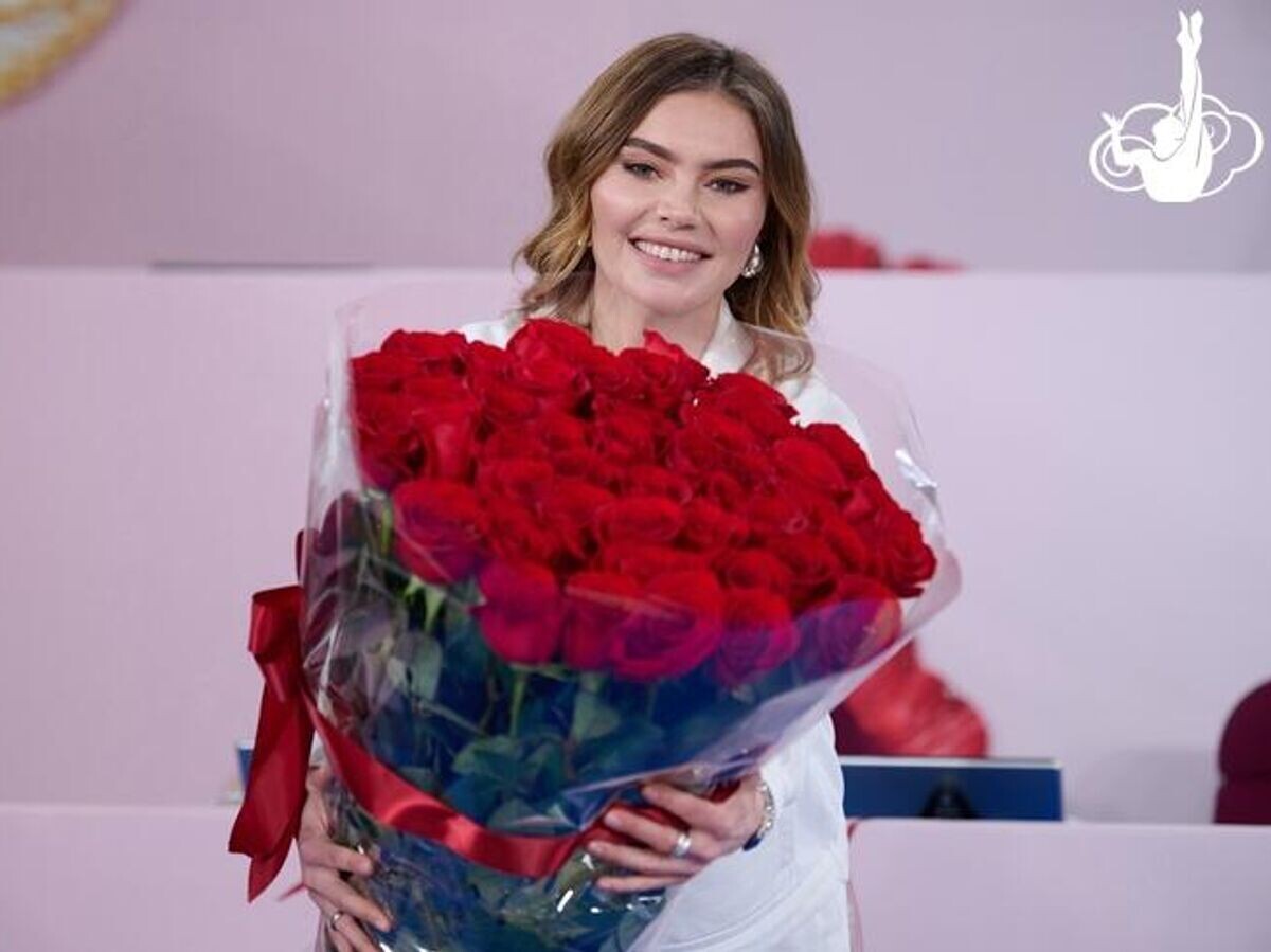    Олимпийская чемпионка Алина Кабаева | © Фото : Сайт "Небесная грация"