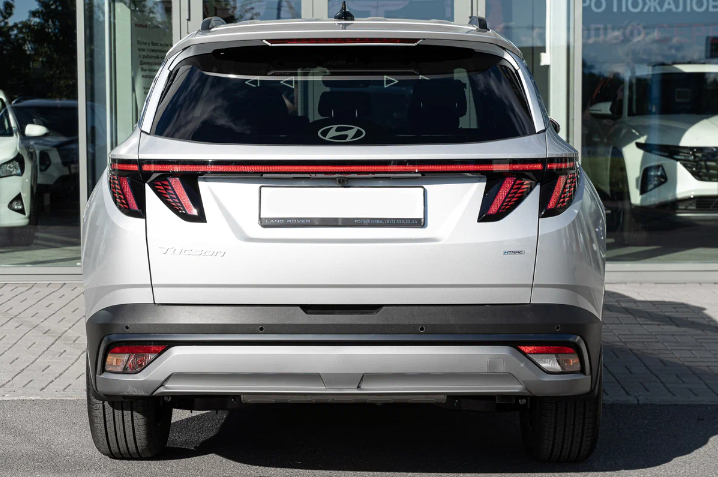 Hyundai Tucson 2026 корма ( фото Рольф) 