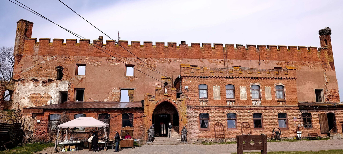 Современное состояние замка Шаакен (пос. Некрасово) (фото автора)