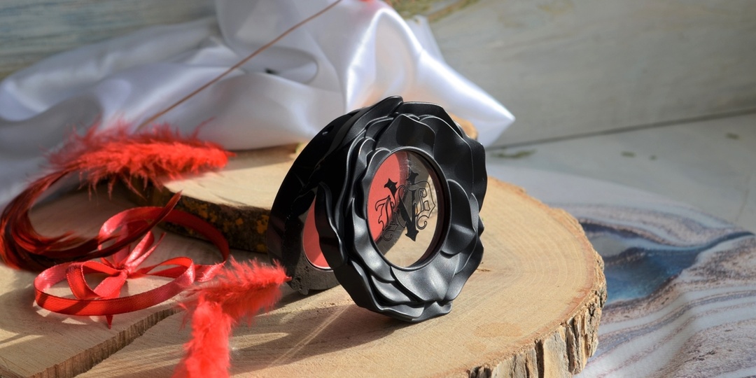 Невероятные матовые румяна Kat Von D Everlasting Blush в оттенке Poppy