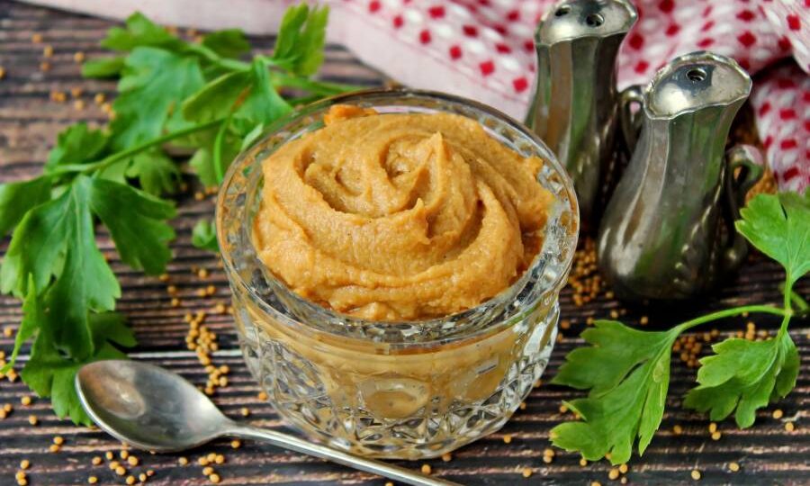Почему горчица жжет нос, а не язык: как это работает