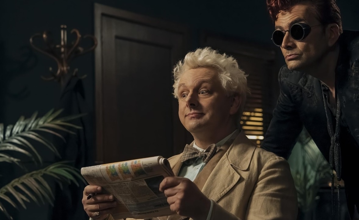    Кадр из спецвыпуска сериала «Благие знамения», реж. Рэйчел Талалэй, Prime Video