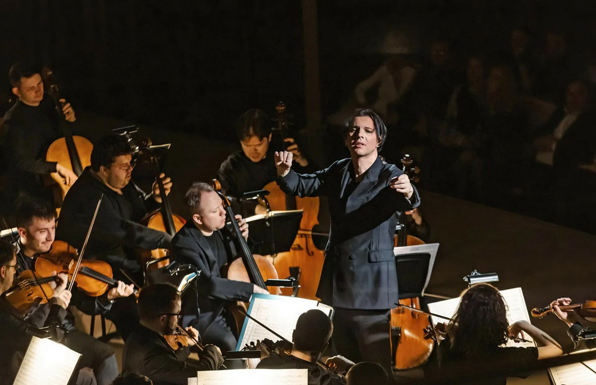 Большой зал Пермской филармонии. Курентзис и musicAeterna «Моцарт. Бетховен»