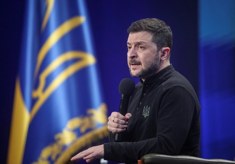    Волошин: На Украине началась война кланов под вывеской борьбы с коррупцией REUTERS