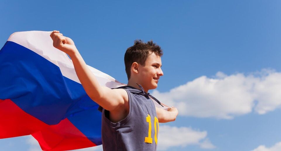   www.istockphoto.com/SerrNovik