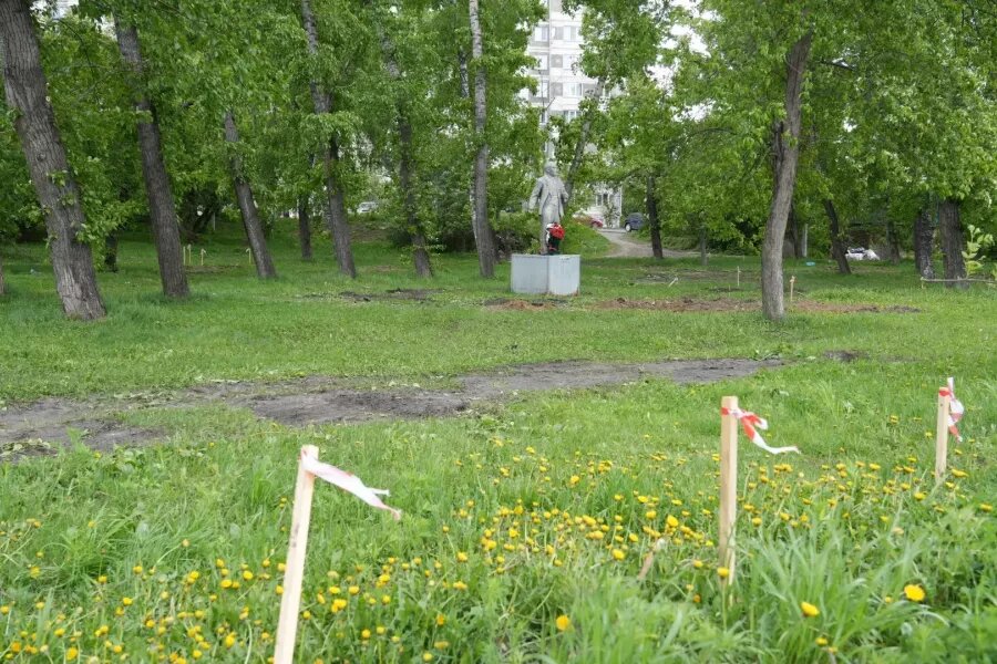 В Бийске приступили к благоустройству еще одной общественной территории канал Виктора Щигрева в Max   📷