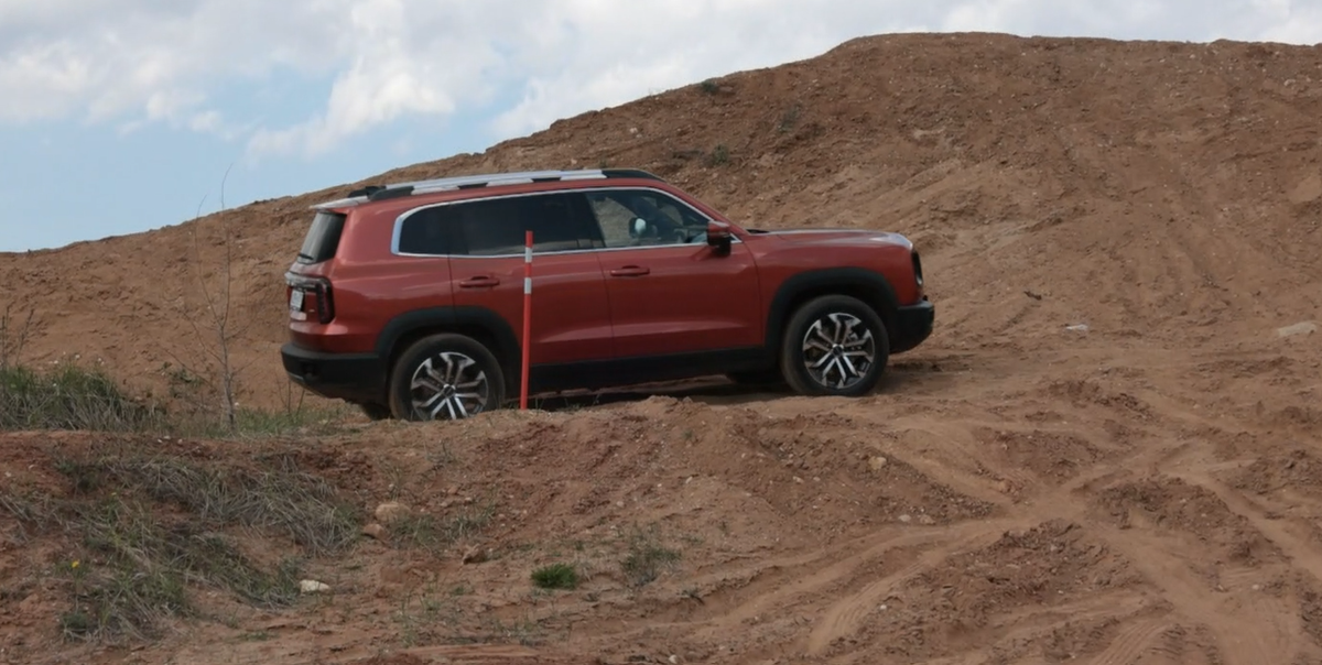 Haval Dargo в обновленном варианте доступен на российском рынке исключительно с полным приводом Torque-on-Demand.