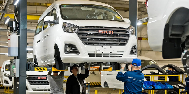 "АвтоВАЗ начал отгрузки SKM M7": узнал, что представляет собой новая модель и почему она вызывает столько вопросов